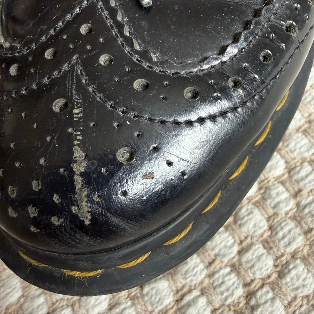 Dr. Martens | 3989 Patent Brogue Shoes Black Oxford Preppy Punk Classic | Size 6 - Picture 3 of 13